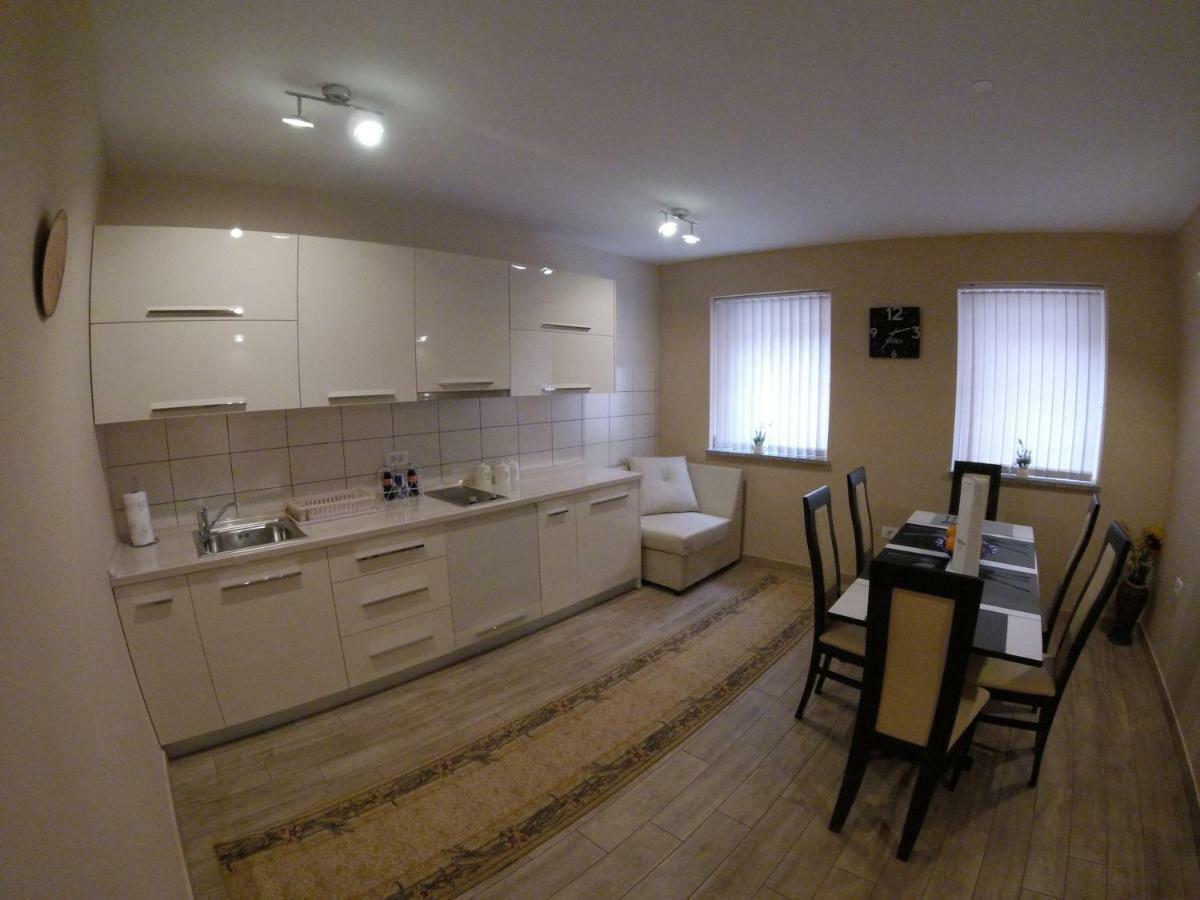 Rooms And Apartment Soca Kobarid Esterno foto