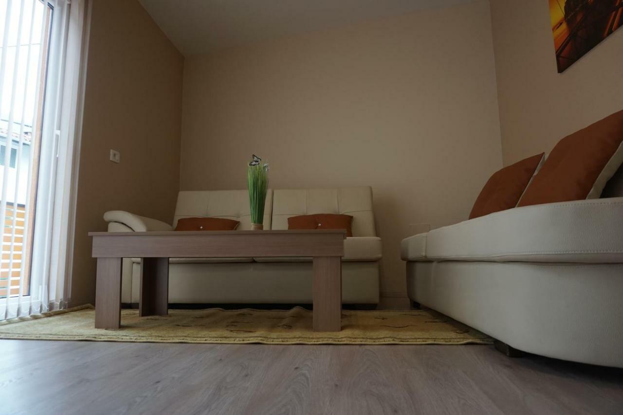 Rooms And Apartment Soca Kobarid Esterno foto
