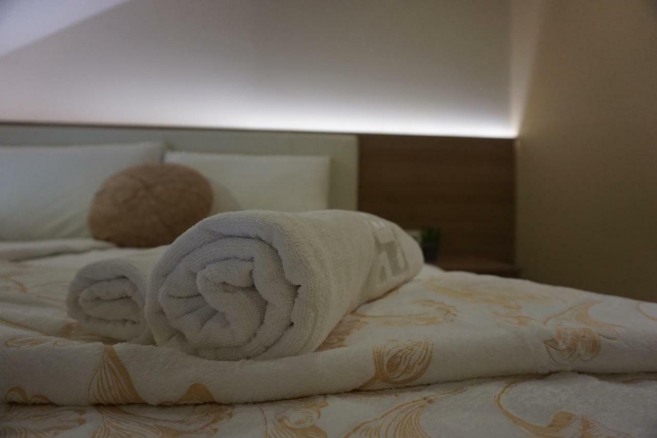 Rooms And Apartment Soca Kobarid Esterno foto