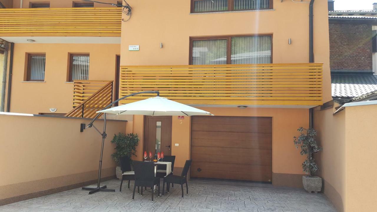 Rooms And Apartment Soca Kobarid Esterno foto